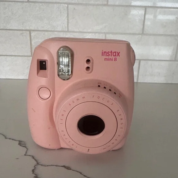 Fujifilm Instax Mini 8 Instant Film Camera (Pink)