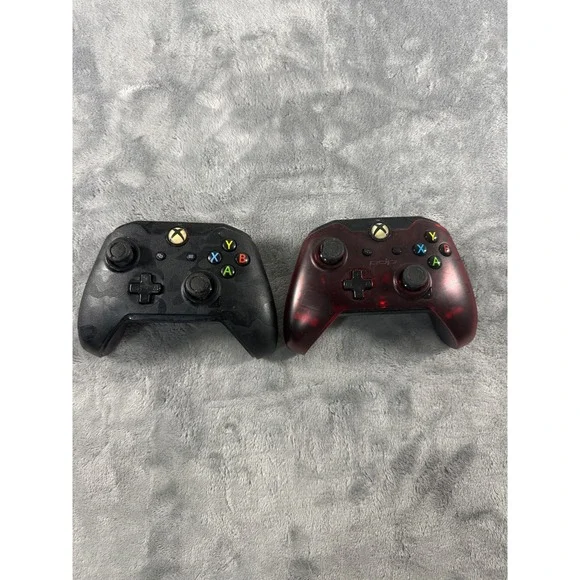 PDP Wired Controllers for Xbox One Black Camo and Translucent Red Lot of 2