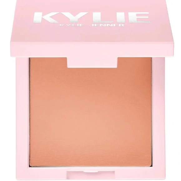 Kylie Cosmetics Pressed Blush Powder in 727 Crush
