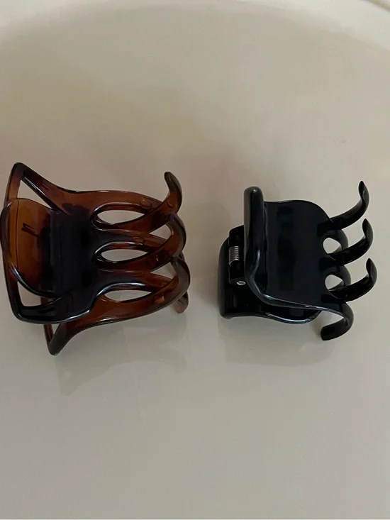 Set of 2 Medium Claw Clips