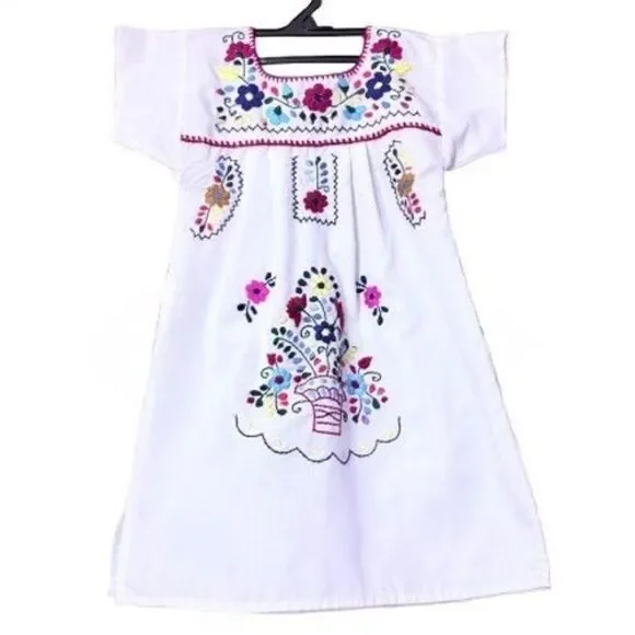 Mexican Hand Embroidered Folkloric Artesania Floral Toddler Dress No Tags