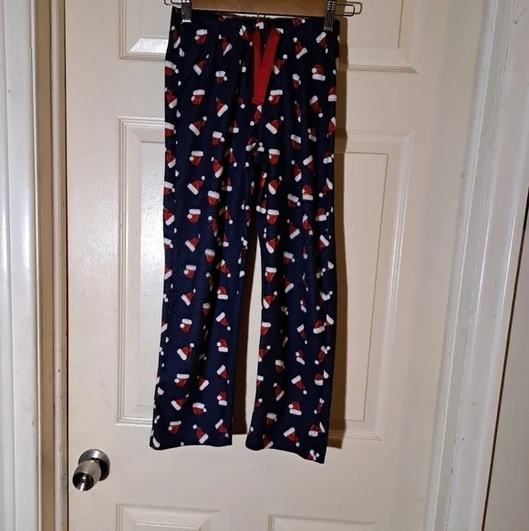 Old navy kids Pajama bottoms Santa hat print Size 8