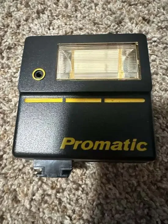 Vintage Promatic TCK-2000 Camera Flash Unit