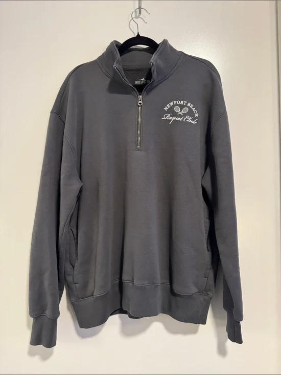 Hollister Men's Gray Fleece Quarter-Zip