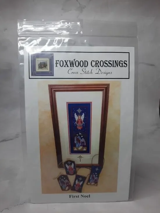 2015 Foxwood Crossings Cross Stitch Designs First Noel Picture Ornaments
