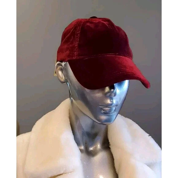 GAP Velvet Baseball Cap Women Sz S/M‎ 58cm Red Delicious Adjustable Strap Unisex