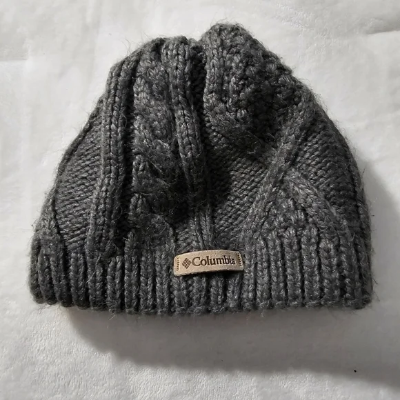 Columbia Gray Knit Beanie