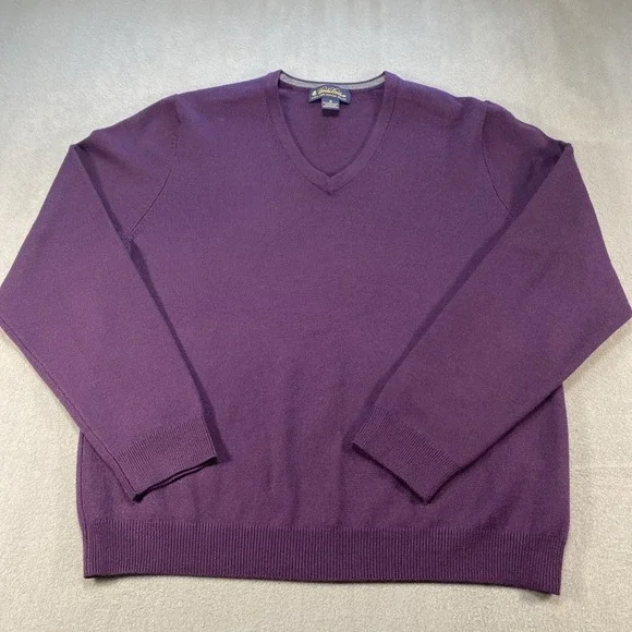 Brooks Brothers Mens Sweater V-Neck Purple Merino Wool Size Medium
