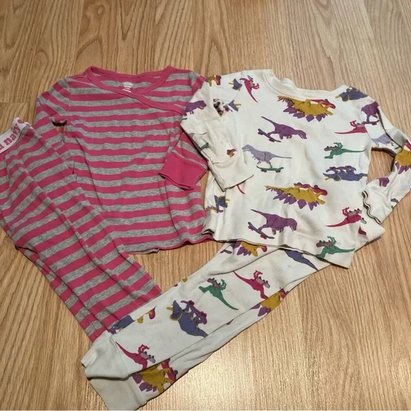 Old Navy‎ pajamas 2T