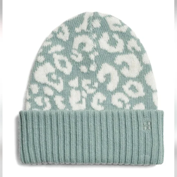 NWOT SWEATY BETTY ANIMAL JACQURD BLUE LEOPARD BEANIE