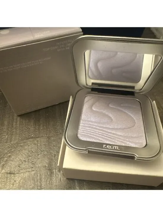 r.e.m. Beauty Interstellar Highlighter Topper~Miss Neptune~Full Size 8 g NIB