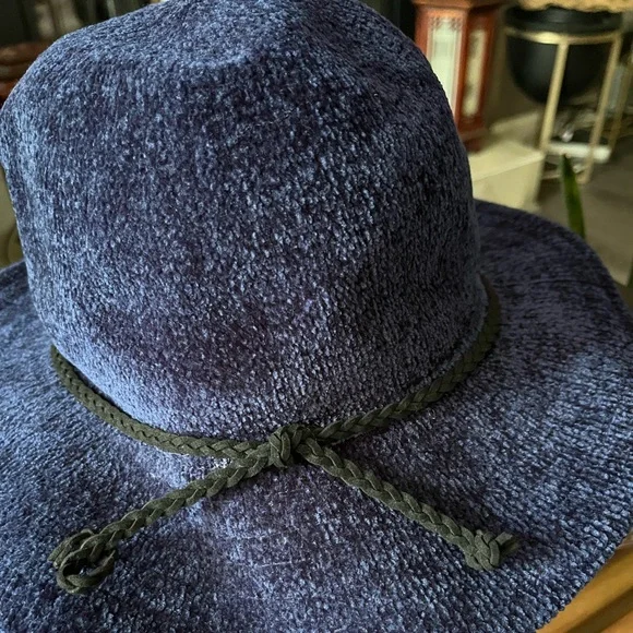 Marcus‎ Adler Hat