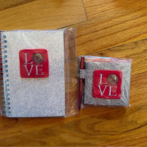Handcrafted Notebooks Set Of 2 With Pen