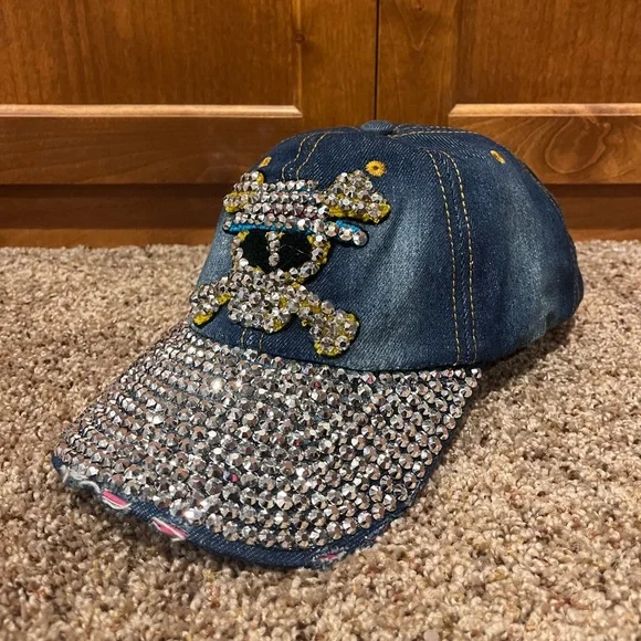 NWT‎ Y2K Rhinestone Skull Denim Cap