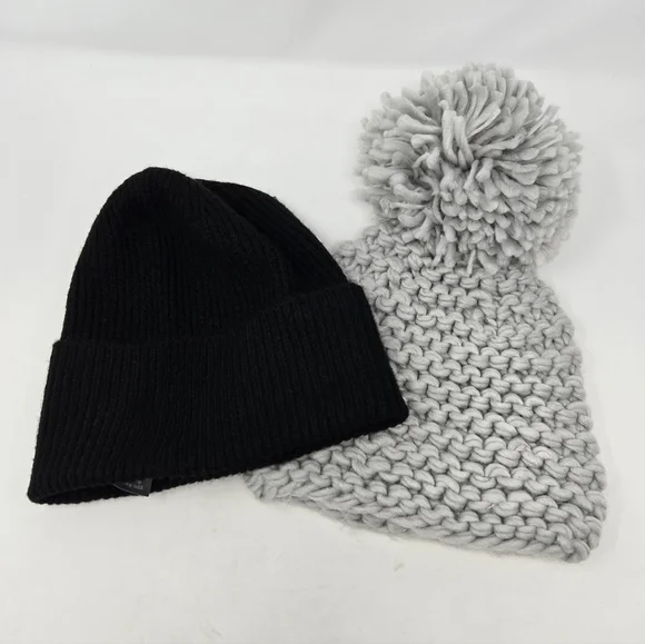 VINCE CAMUTO WINTER BEANIE BUNDLE SET OF 2 BLACK KNIT GREY CHUNKY HAT WOMEN OS