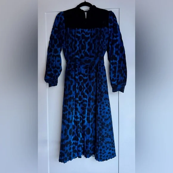 Porter Teen Girl’s Pleated Lace Formal Dress Blue Black Size 20 with Belt