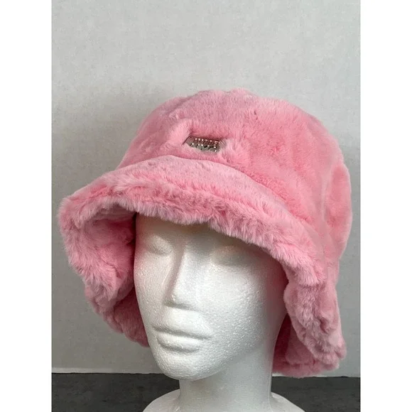 Madden NYC Pink Faux‎ Fur Bucket Hat Silver Logo Plaque Fuzzy Winter Streetwear