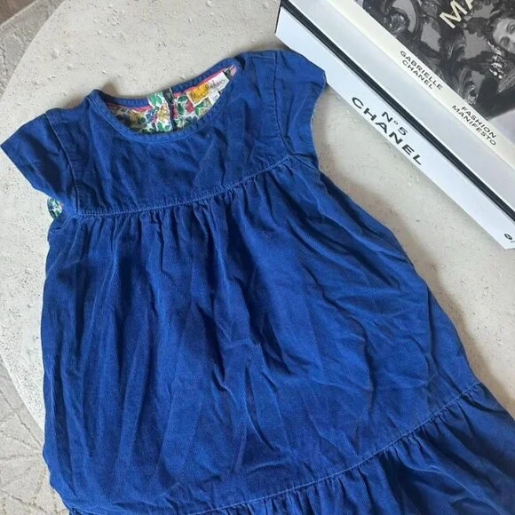 Mini Boden Easy Everyday Dress‎ Short Sleeve Corduroy Dress in Blue Size 7-8Y