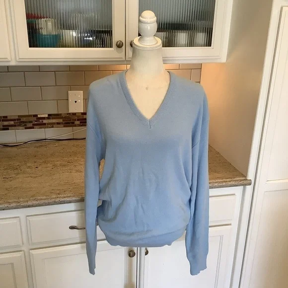 Vintage Robert Bruce Blue Men’s V-neck Sweater Size Large NWT