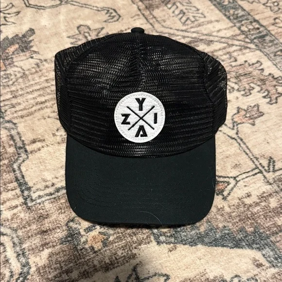 Zyia active Black Mesh Cap