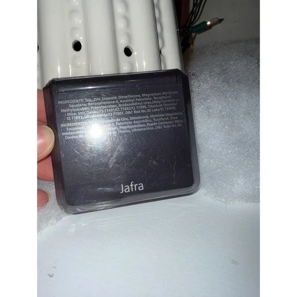 Jafra Rich Tan‎ Pressed Powder Face Makeup Compact .3 oz New