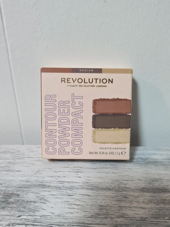 Revolution Contour Powder Compact - Medium - Brown, Dark Brown, Champagne