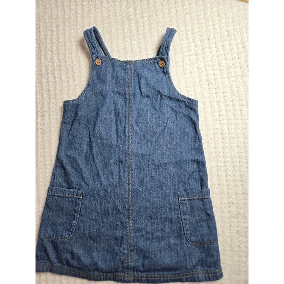 Old Navy Girls 4T Blue Denim Pinafore Jumper Dress Flower Buttons Pocket