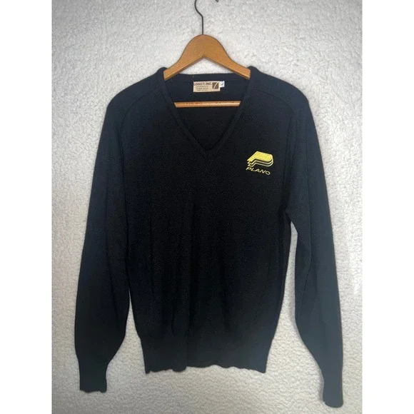 Vintage Logo 7 Mens Plano V-Neck Sweater‎ Black Large Made in USA Retro Knit