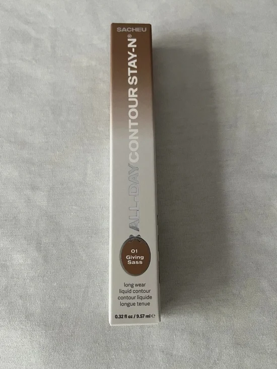 NEW in box Sacheu Beauty All-Day Contour Stay-N 01 Giving Sass