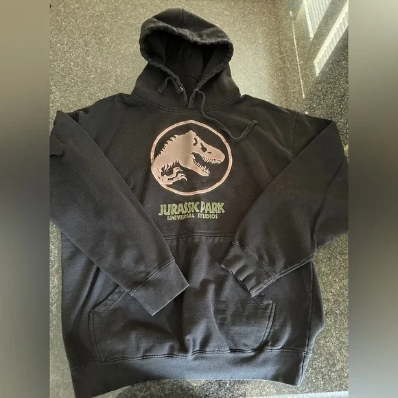 Jurassic Park Universal Studios. Size large