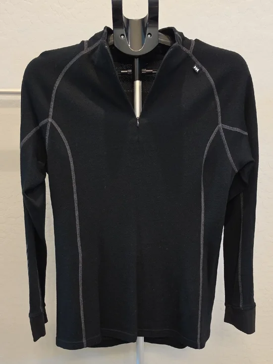 Helly Hansen Black Crew Neck Shirt
