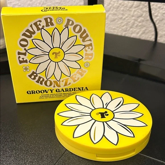 Trixie Cosmetics Flower Power Bronzer Trio