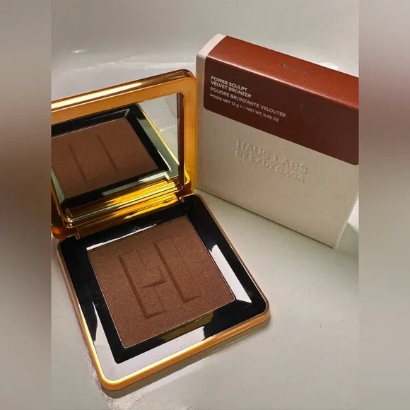 Haus Labs By Lady Gaga Power Sculpt Velvet Bronzer - Deep Level 10
