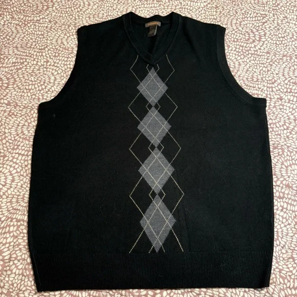 Dockers Black and Gray V-Neck Sweater Vest