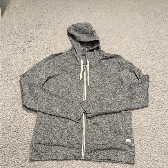 Vuori Halo Performance Hoodie 2.0 Men's Zip-Up Sweater in Heather Grey size S