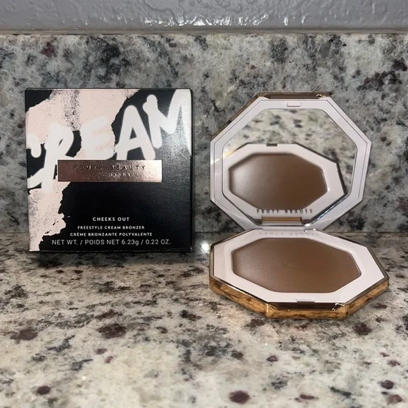 Fenty Cheeks Out Macchiato Cream Bronzer