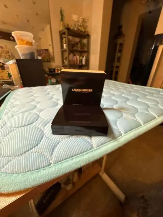 Laura Mercier Bronzer 10 Sainte-Croix Sculpt and Glow Palette