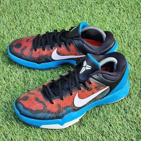 NIKE ZOOM KOBE 7 - Mens Sneakers - SIZE 7.5