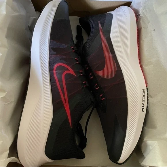 NWT Nike Winflo 8 Running Sneakers Black Red CW3419-003