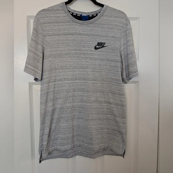 Men's NIKE Swoosh Logo Short Sleeve Tee Shirt
