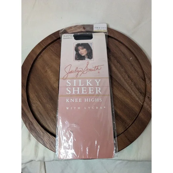 Jaclyn Smith Silky Sheer Knee Highs With Lycra, One Size 8 1/2 -‎ 11 Jet Black