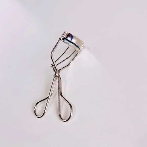 Silver Eyelash Curler