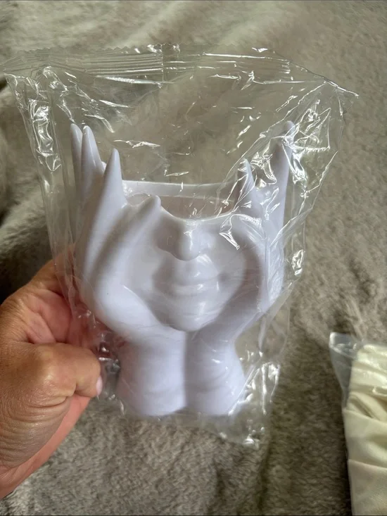 White heavy plastic Face Brush Holder for Makeup Brushes