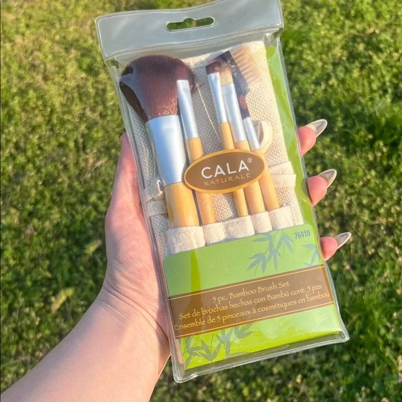 NEW CALA 5pc Bamboo Makeup Brush Set