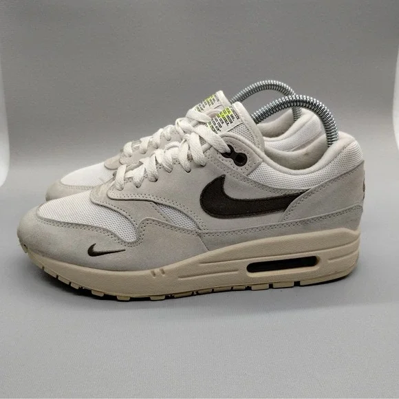 Nike Air Max 1 Ironstone Mens Size 7 Athletic Sneakers Tan‎ Running Athleisure