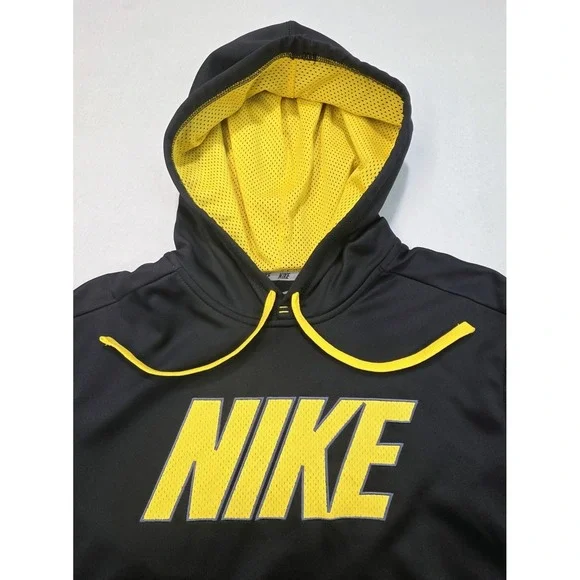 Nike Hoodie Mens‎ L Black Spellout Therma Fit Pullover Sweatshirt LIMITED USE