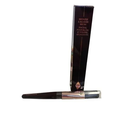 Charlotte Tilbury Bronzer & Blusher Brush –‎ Professional Face Powder Brush NIB