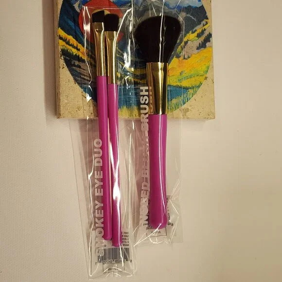 SEALED Japonesque Smokey Eye Duo & Angled Blush Brush - 3pc Bundle