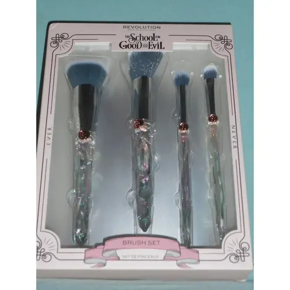 Makeup Revolution School For Good & Evil Netflix 4 Pc Iridescent Brush Set