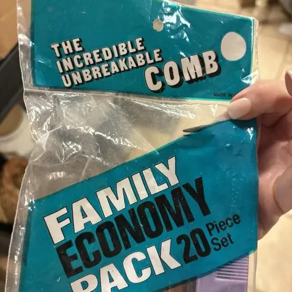Vintage Incredible Unbreakable Plastic Comb Set‎ Family Economy Pack 20 Piece